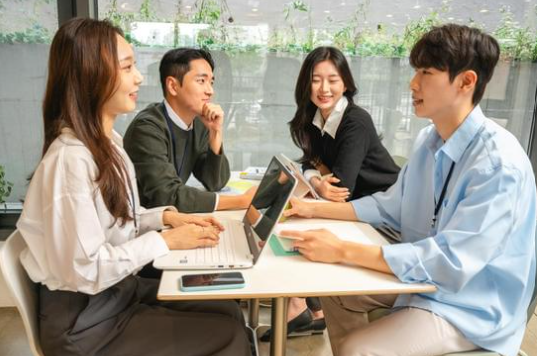 社内の雰囲気イメージ